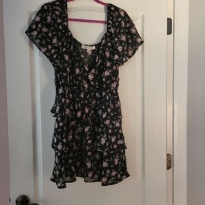 NWOT Black with pink roses 3 tiered lined v neck dress XL